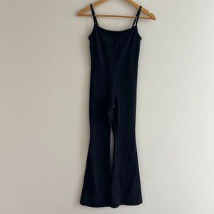 Aritzia Wilfred Free Divinity Kick Flare Jumpsuit Black Yoga Pilates Athleisure
